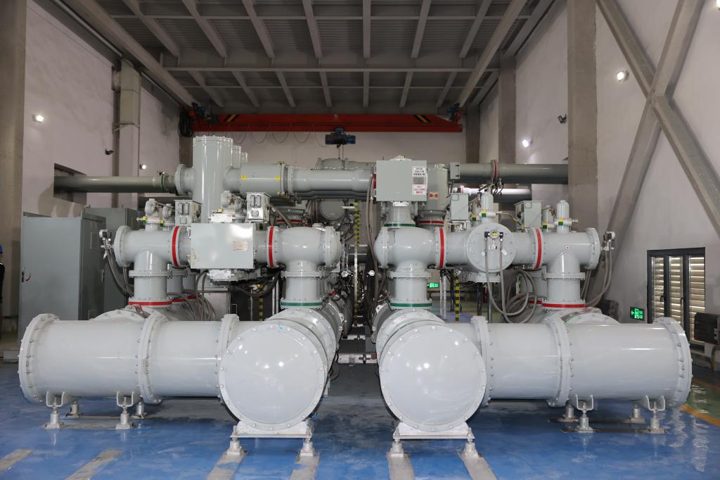 集智聚力见行动 决战百日建新功 | 尊龙时凯有限“伊吾氢能环？？？？？萍加邢薰窘220千伏变电站”项目顺遂送电-尊龙时凯