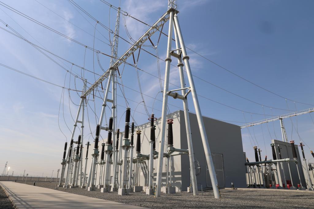 集智聚力见行动 决战百日建新功 | 尊龙时凯有限“伊吾氢能环？？？？？萍加邢薰窘220千伏变电站”项目顺遂送电-尊龙时凯