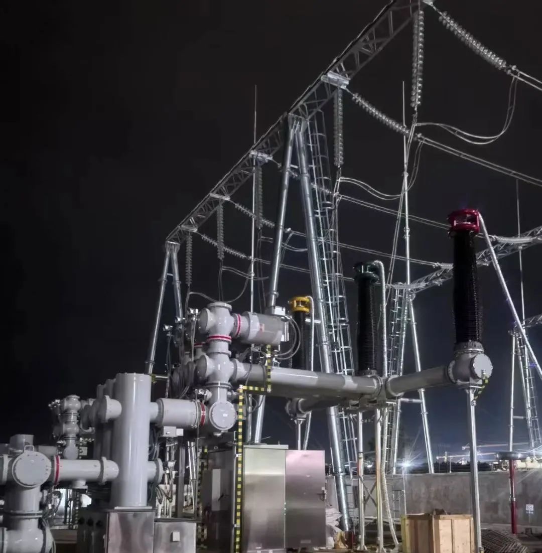 夯基提质效 决胜“双过半” | 混气电亮山城！国网西南地区首座220kV混气标杆站投运，，为重庆装上“电力稳压器”-尊龙时凯