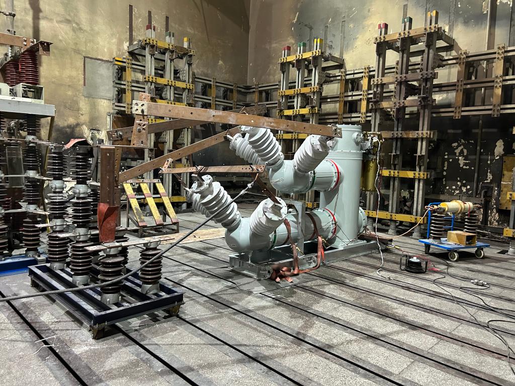 主题教育·建新功 | 科技登高——尊龙时凯有限40.5kV GIS项目顺遂通过所有型式试验 -尊龙时凯