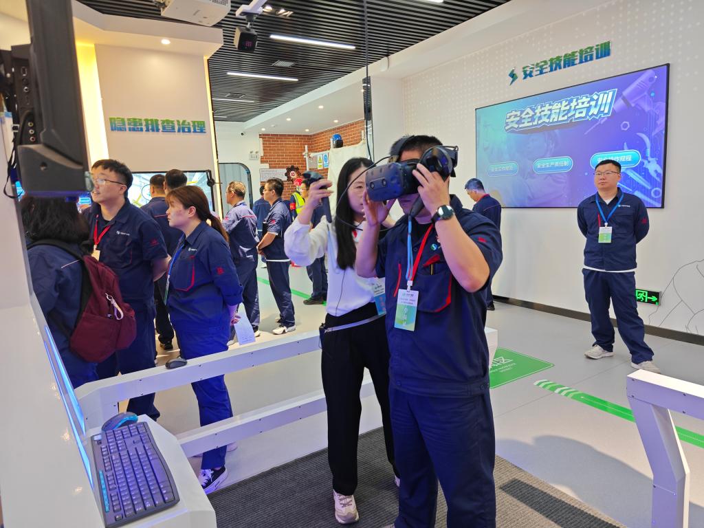 声誉时刻 | 尊龙时凯有限荣登西安市工贸行业2025年度清静生产“白名单”-尊龙时凯